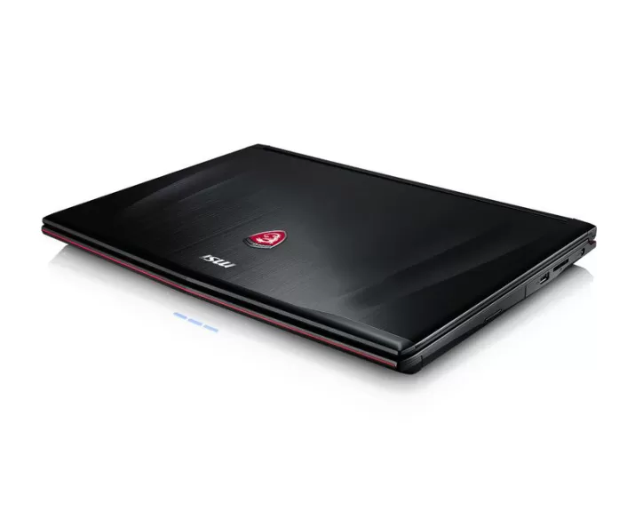MSI GE72MVR-7RG Core i7 7700HQ 16GB 17.3 inch Full HD Windows 10