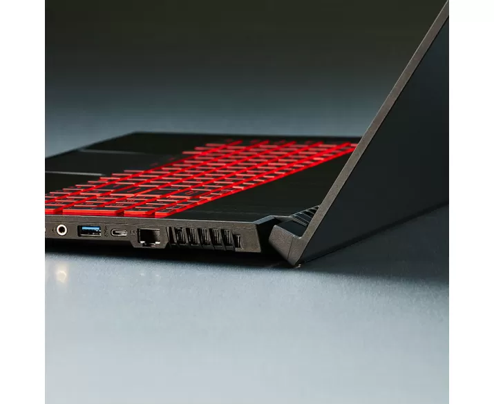 MSI GF75 Thin Core i5 9300H 8GB 256GB SSD 17.3 inch GTX1650 Windows 10