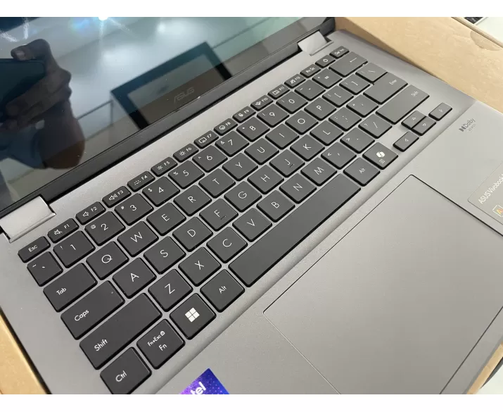 ASUS Vivobook 14 Flip TP3407SA, CPU: Core Ultra 7 256V, RAM: RAM 16 GB, Ổ cứng: SSD 1TB, Độ phân giải: Full HD+, Card đồ họa: Intel Arc Graphics, Kích thước màn hình: 14 inch, Loại màn hình: Laptop 2 in 1, Hệ điều hành: Windows 11, Màu sắc: Matte Gray, Tình trạng: Đẹp (97–98%) - hình số , 4 image