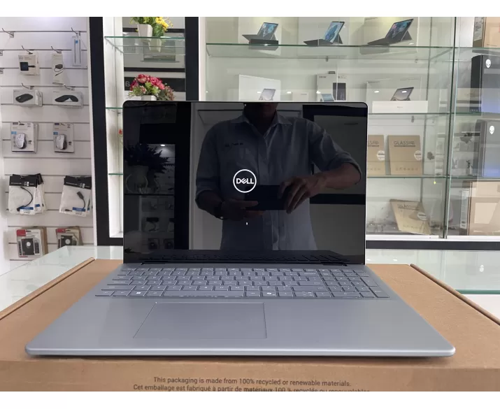 Dell Inspiron 5640 (Cũ đẹp 96%), CPU: Core 7 150U, RAM: RAM 16 GB, Ổ cứng: SSD 1TB, Độ phân giải: Full HD+, Card đồ họa: Intel Graphic, Loại màn hình: Laptop Touch, Hệ điều hành: Windows 11, Màu sắc: Ice Blue, Tình trạng: Đẹp 96% - hình số , 2 image