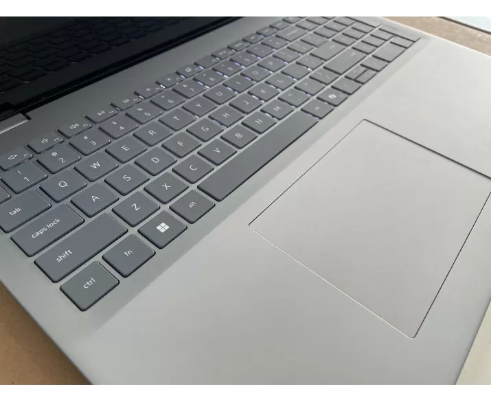 Dell Inspiron 5640 (Cũ đẹp 96%), CPU: Core 7 150U, RAM: RAM 16 GB, Ổ cứng: SSD 1TB, Độ phân giải: Full HD+, Card đồ họa: Intel Graphic, Loại màn hình: Laptop Touch, Hệ điều hành: Windows 11, Màu sắc: Ice Blue, Tình trạng: Đẹp 96% - hình số , 8 image
