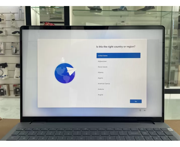 Dell Inspiron 5640 (Cũ đẹp 98%), CPU: Core 7 150U, RAM: RAM 16 GB, Ổ cứng: SSD 1TB, Độ phân giải: Full HD+, Card đồ họa: Intel Graphic, Loại màn hình: Laptop Touch, Hệ điều hành: Windows 11, Màu sắc: Ice Blue, Tình trạng: Đẹp 98% - hình số , 4 image