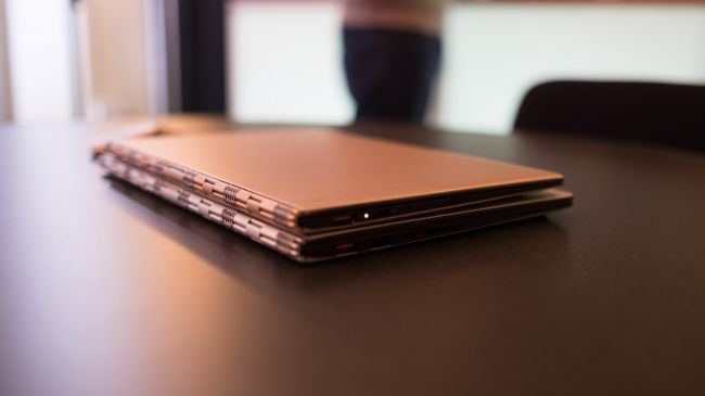 Lenovo Yoga 900s Lenovo Yoga 900s