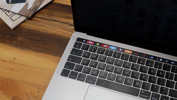 Macbook Pro 13 2016 giá bao nhiêu?