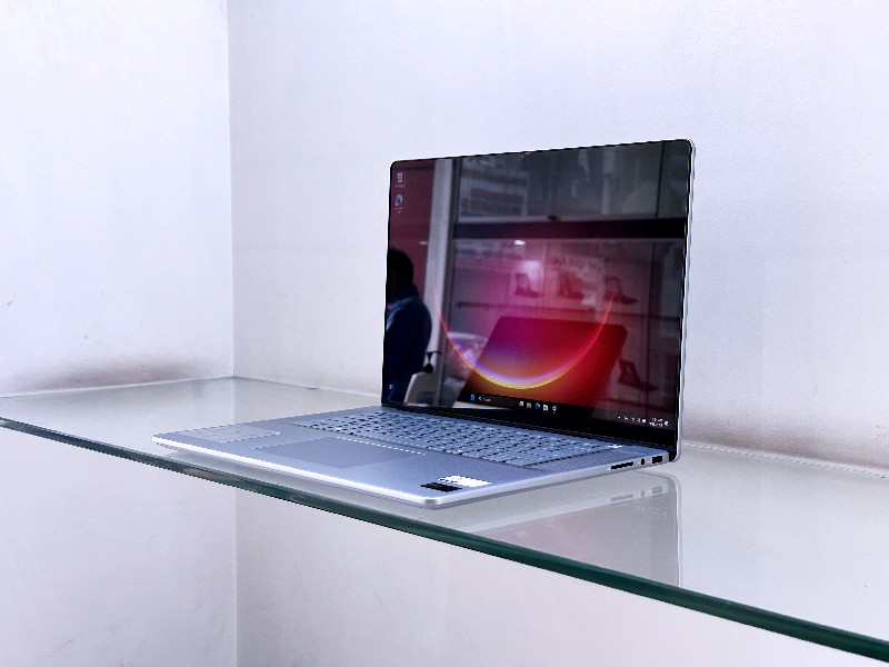 Laptop Dell Inspiron 16 Plus 7640 Core Ultra 7 155H RAM 32GB SSD 1TB - Khả năng đa nhiệm tuyệt vời