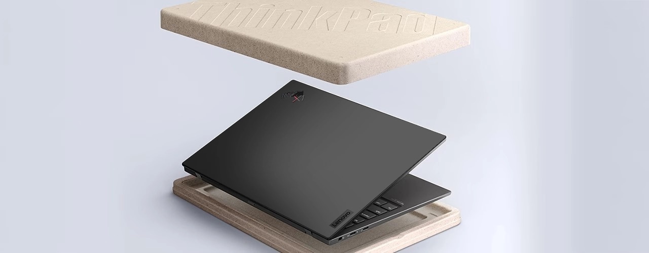 Chi tiết nắp trên trên laptop Lenovo ThinkPad X1 Nano Gen 3 lơ lửng giữa không trung, khoe ThinkPad X1 ID.