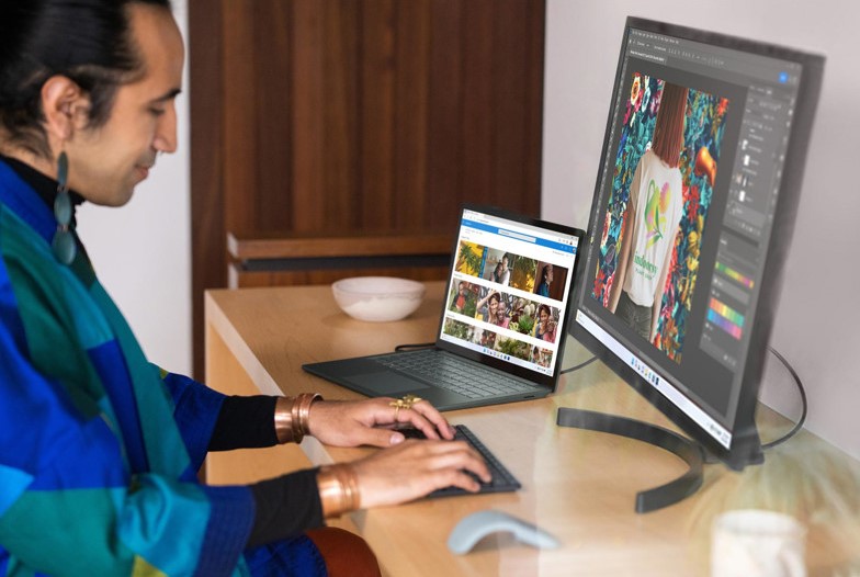 Microsoft Microsoft Surface Laptop 5 Core i5-1235U RAM 8GB SSD 256GB 13.5” PixelSense Windows 11 Bản quyền