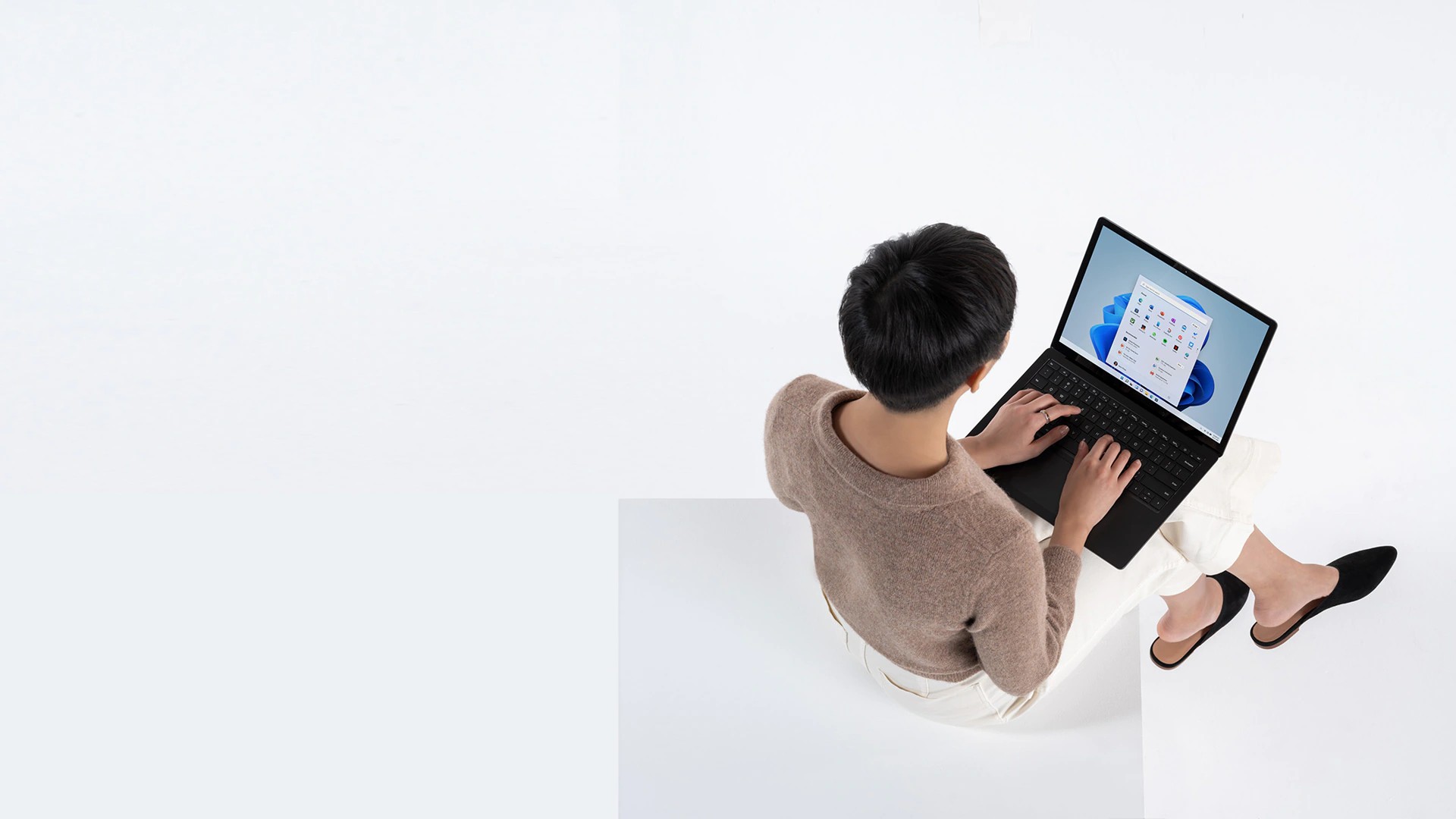 Surface Laptop 4 Core i5-1135G7 RAM 8GB SSD 512GB 13.5 inch Windows 10 Home