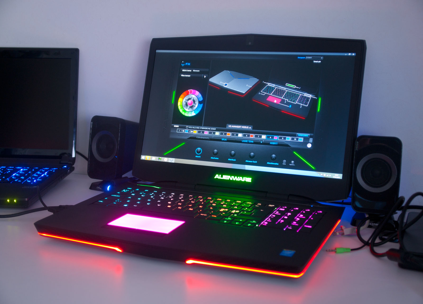 Dell Alienware 17 Skylake Core i7 6700HQ 17.3 inch Windows 10