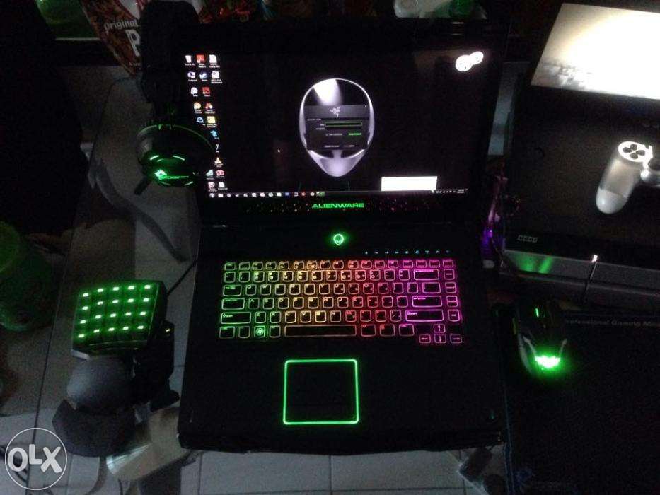 Alienware 15 Skylake Core i7 6700HQ 8GB 1TB 15.6 inch Full HD Windows 10 Alienware 15 Skylake Core i7 6700HQ 8GB 1TB 15.6 inch Full HD Windows 10
