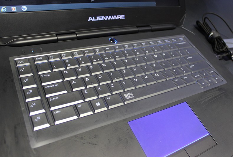 Alienware 15 Skylake Core i7 6700HQ 8GB 1TB 15.6 inch Full HD Windows 10