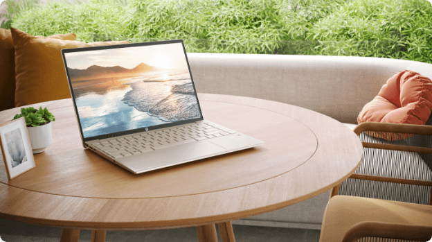 Laptop HP Pavilion Aero 13-be0177nr Ryzen 7 5800U 16GB 1TB SSD 13.3" FHD+ Windows 11