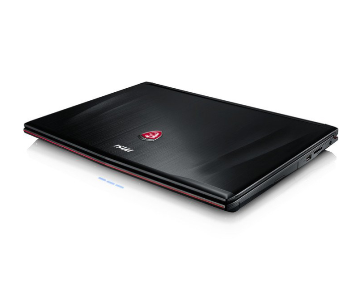 MSI GE72MVR-7RG Core i7 7700HQ 16GB 17.3 inch Full HD Windows 10