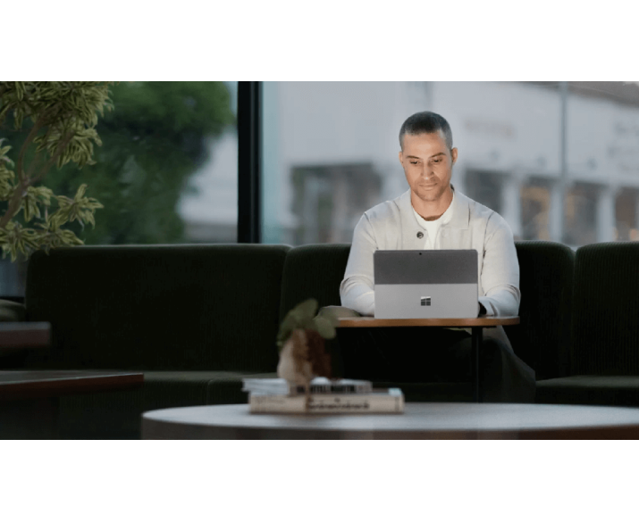 Microsoft Surface Pro 10, CPU: Core Ultra 5 135U, RAM: RAM 8 GB, Ổ cứng: SSD 256GB, Độ phân giải: Quad HD+, Card đồ họa: Intel Graphic, Màu sắc: Graphite (Than chì) - hình số , 10 image