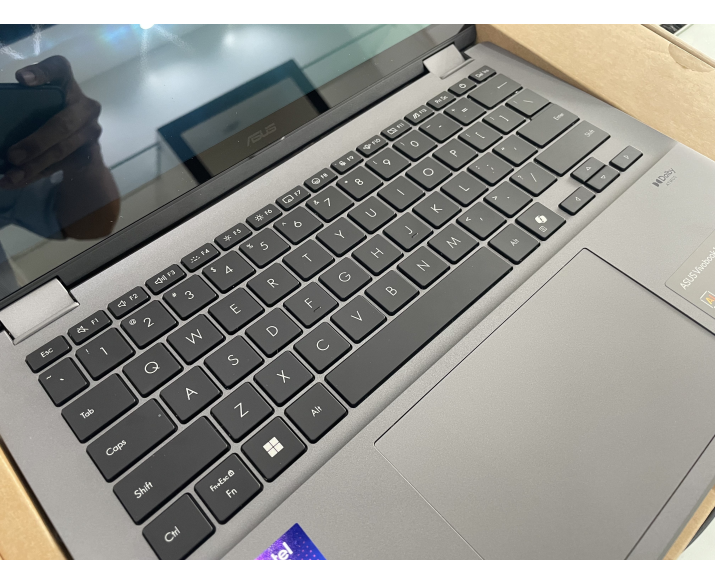 ASUS Vivobook 14 Flip TP3407SA, CPU: Core Ultra 7 256V, RAM: RAM 16 GB, Ổ cứng: SSD 1TB, Độ phân giải: Full HD+, Card đồ họa: Intel Arc Graphics, Kích thước màn hình: 14 inch, Loại màn hình: Laptop 2 in 1, Hệ điều hành: Windows 11, Màu sắc: Matte Gray, Tình trạng: Đẹp (97–98%) - hình số , 4 image