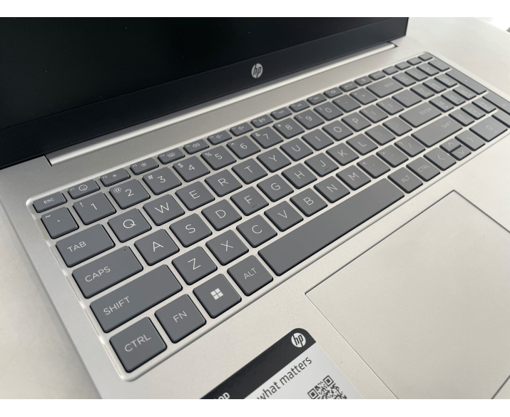 HP Laptop 15 fd0182wm - hình số , 7 image
