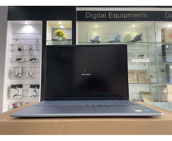 Dell 16 DC16251 (Cũ đẹp 98-99%) - hình số , 2 image