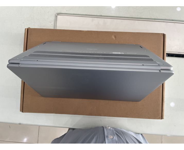Dell Inspiron 5640 (Cũ đẹp 98%), CPU: Core 7 150U, RAM: RAM 16 GB, Ổ cứng: SSD 1TB, Độ phân giải: Full HD+, Card đồ họa: Intel Graphic, Loại màn hình: Laptop Touch, Hệ điều hành: Windows 11, Màu sắc: Ice Blue, Tình trạng: Đẹp 98% - hình số , 8 image