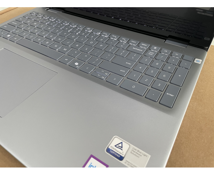 Dell Inspiron 5640 (Cũ đẹp 99%), CPU: Core 7 150U, RAM: RAM 16 GB, Ổ cứng: SSD 1TB, Độ phân giải: Full HD+, Card đồ họa: Intel Graphic, Loại màn hình: Laptop Touch, Hệ điều hành: Windows 11, Màu sắc: Ice Blue, Tình trạng: Đẹp 99% - hình số , 6 image